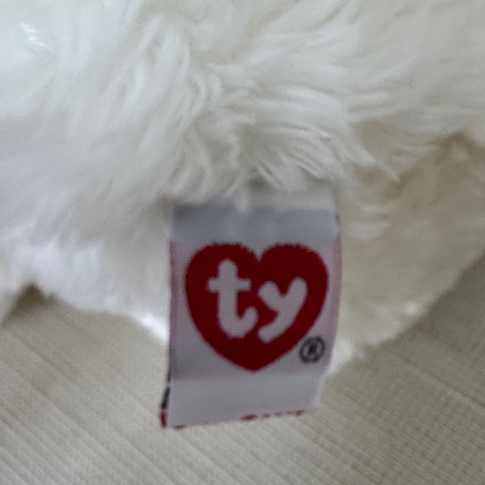 TY Classic “Presents” Dog Plush - Picture 8 of 9